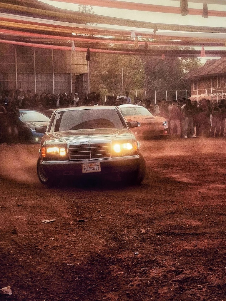 Vintage Mercedes-Benz Dirt Drift